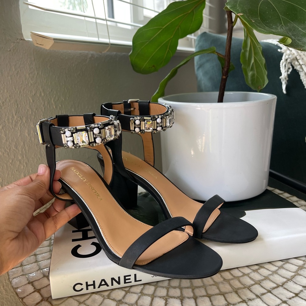 Jewel Badgley Mischka Gem Studded Ankle Strap Leather Heels Sandals Worn Once